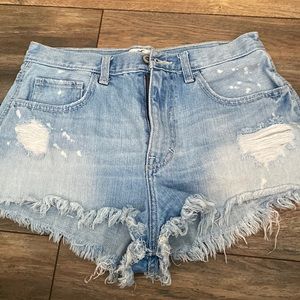light wash denim cut off shorts